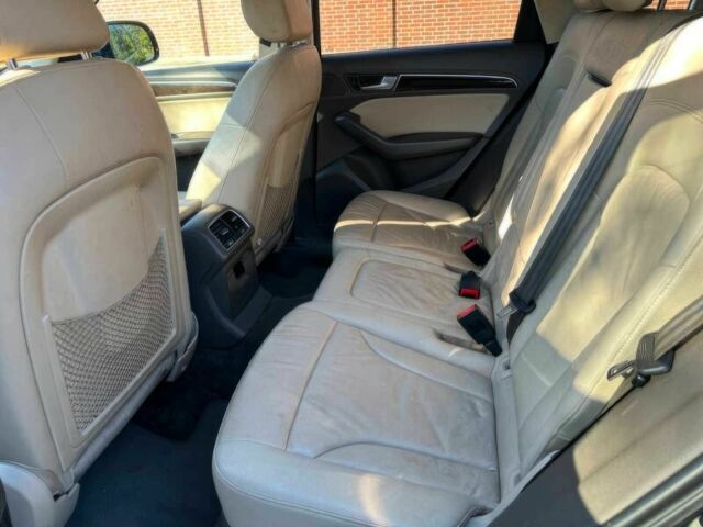 Черный Ауди Ку 5, объемом двигателя 2 л и пробегом 87 тыс. км за 9900 $, фото 12 на Automoto.ua