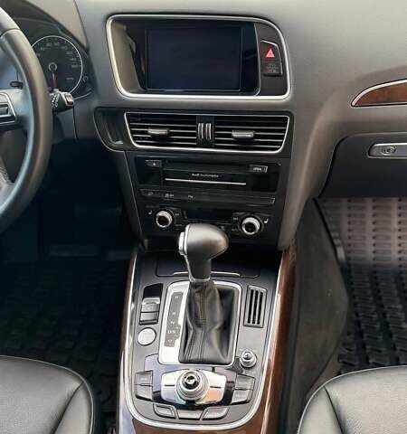 Черный Ауди Ку 5, объемом двигателя 1.98 л и пробегом 157 тыс. км за 16200 $, фото 22 на Automoto.ua
