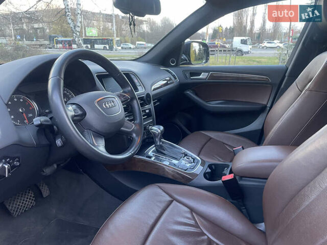 Чорний Ауді Ку 5, об'ємом двигуна 1.97 л та пробігом 137 тис. км за 19900 $, фото 7 на Automoto.ua