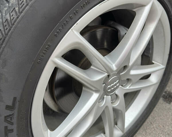 Чорний Ауді Ку 5, об'ємом двигуна 2 л та пробігом 281 тис. км за 15499 $, фото 47 на Automoto.ua