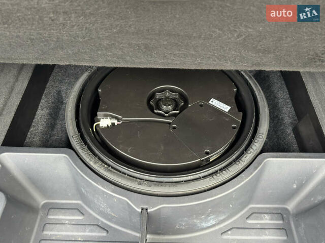 Черный Ауди Ку 5, объемом двигателя 2 л и пробегом 203 тыс. км за 15500 $, фото 22 на Automoto.ua