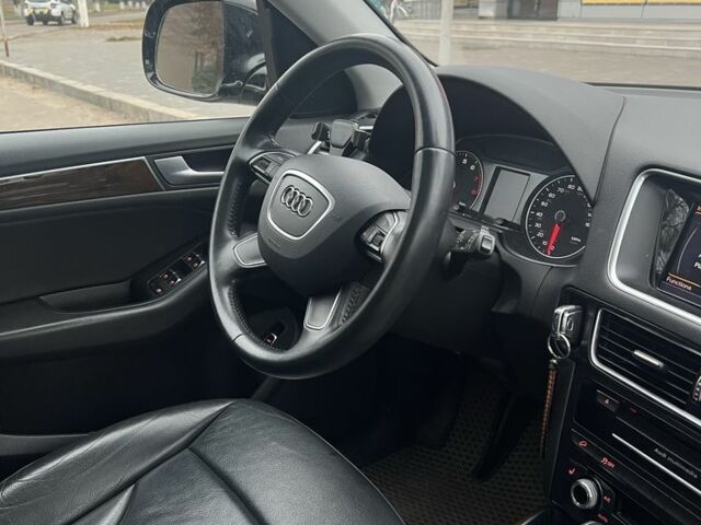 Чорний Ауді Ку 5, об'ємом двигуна 2 л та пробігом 172 тис. км за 14000 $, фото 5 на Automoto.ua