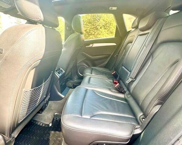 Черный Ауди Ку 5, объемом двигателя 3 л и пробегом 140 тыс. км за 16600 $, фото 14 на Automoto.ua