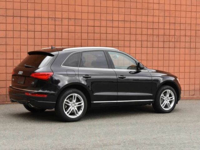 Черный Ауди Ку 5, объемом двигателя 3 л и пробегом 72 тыс. км за 13400 $, фото 6 на Automoto.ua