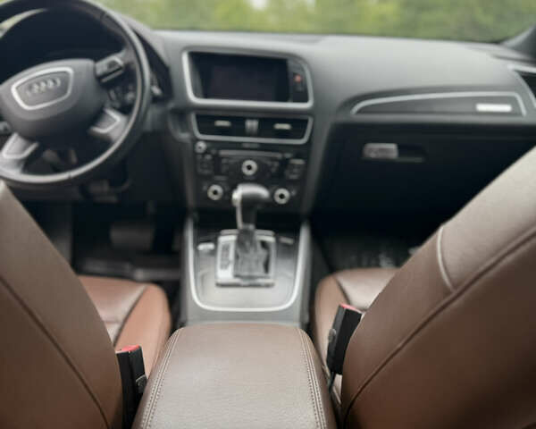 Черный Ауди Ку 5, объемом двигателя 2 л и пробегом 219 тыс. км за 15900 $, фото 12 на Automoto.ua