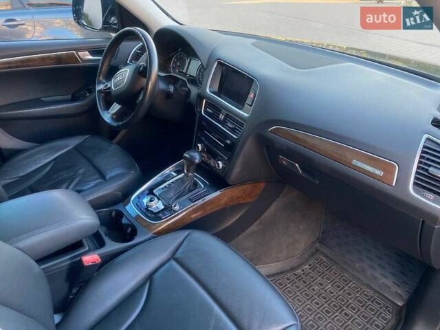 Черный Ауди Ку 5, объемом двигателя 1.98 л и пробегом 156 тыс. км за 14000 $, фото 27 на Automoto.ua
