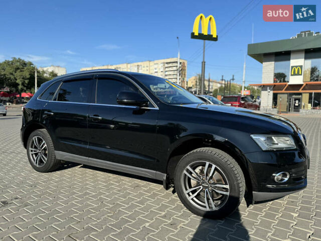 Черный Ауди Ку 5, объемом двигателя 1.97 л и пробегом 239 тыс. км за 21900 $, фото 2 на Automoto.ua
