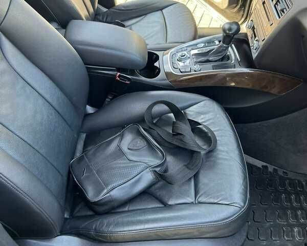 Черный Ауди Ку 5, объемом двигателя 2 л и пробегом 154 тыс. км за 12050 $, фото 7 на Automoto.ua