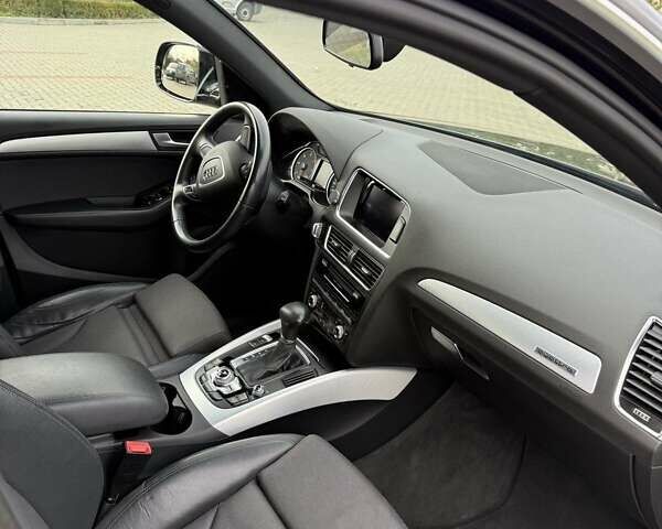 Чорний Ауді Ку 5, об'ємом двигуна 1.97 л та пробігом 168 тис. км за 24900 $, фото 9 на Automoto.ua