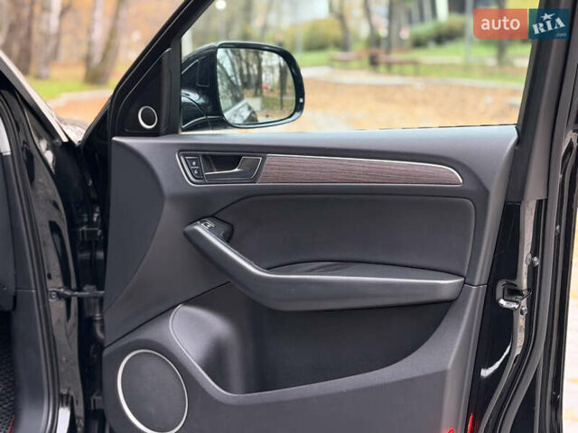 Черный Ауди Ку 5, объемом двигателя 2 л и пробегом 237 тыс. км за 16000 $, фото 18 на Automoto.ua