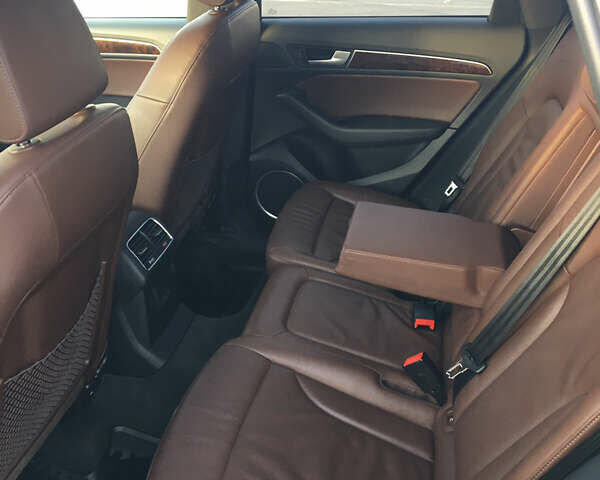 Черный Ауди Ку 5, объемом двигателя 1.98 л и пробегом 204 тыс. км за 16500 $, фото 11 на Automoto.ua