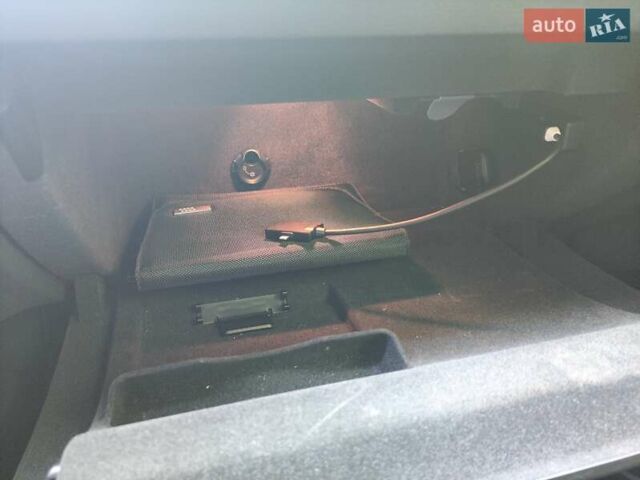 Черный Ауди Ку 5, объемом двигателя 1.98 л и пробегом 134 тыс. км за 18000 $, фото 39 на Automoto.ua