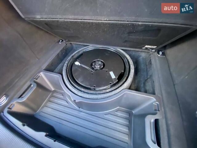 Черный Ауди Ку 5, объемом двигателя 1.98 л и пробегом 156 тыс. км за 14000 $, фото 6 на Automoto.ua