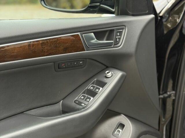 Черный Ауди Ку 5, объемом двигателя 2 л и пробегом 192 тыс. км за 15300 $, фото 10 на Automoto.ua