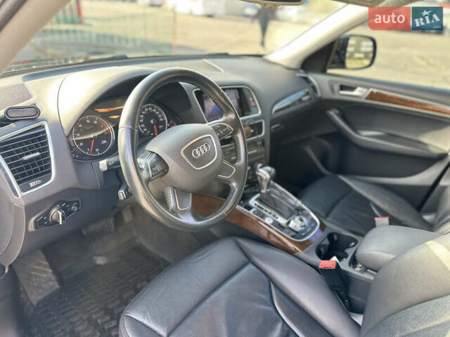 Черный Ауди Ку 5, объемом двигателя 1.98 л и пробегом 158 тыс. км за 16500 $, фото 9 на Automoto.ua