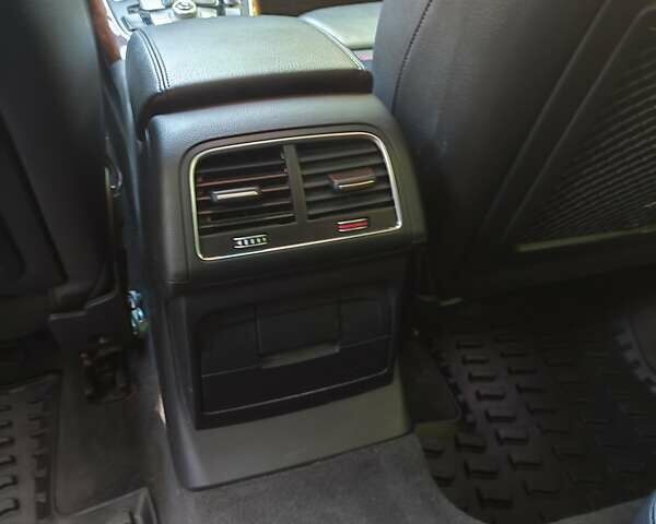 Черный Ауди Ку 5, объемом двигателя 1.98 л и пробегом 134 тыс. км за 18000 $, фото 13 на Automoto.ua