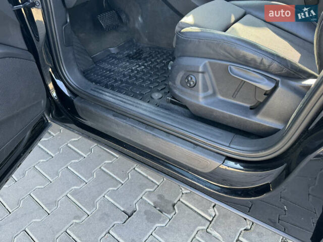 Черный Ауди Ку 5, объемом двигателя 1.97 л и пробегом 239 тыс. км за 21900 $, фото 36 на Automoto.ua