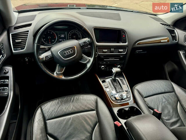 Черный Ауди Ку 5, объемом двигателя 2 л и пробегом 200 тыс. км за 15700 $, фото 16 на Automoto.ua