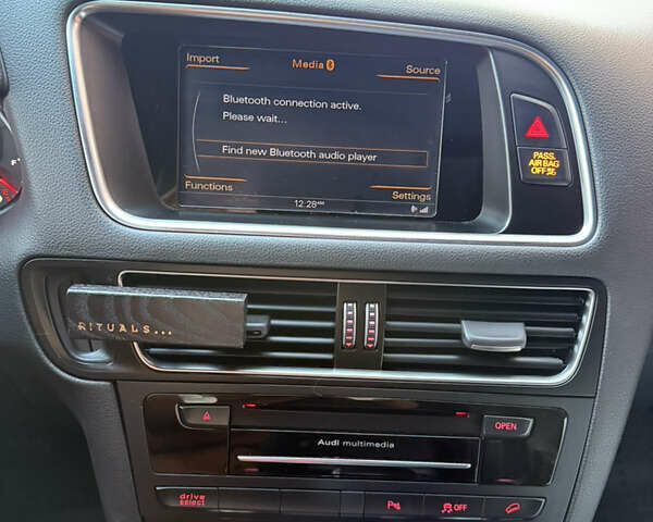 Ауді Ку 5 2015 у Луцьку на Automoto.ua Чорний Ауді Ку 5, об'ємом двигуна 2 л та пробігом 225 тис. км за 15000 $, фото 18 на Automoto.ua