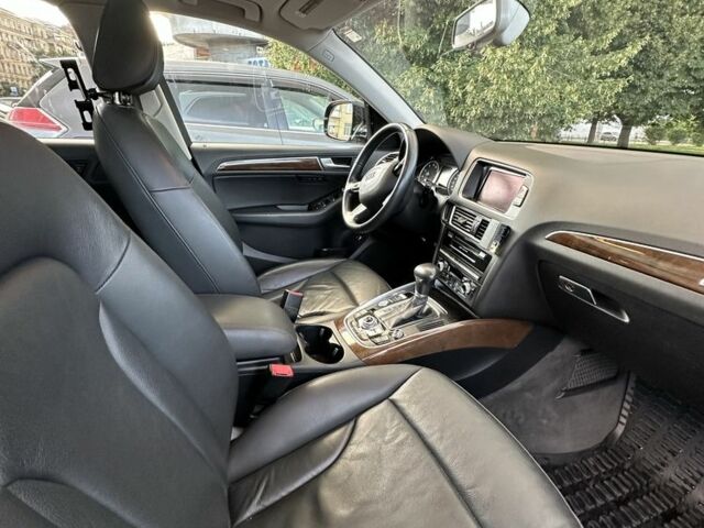 Черный Ауди Ку 5, объемом двигателя 2 л и пробегом 191 тыс. км за 15800 $, фото 6 на Automoto.ua