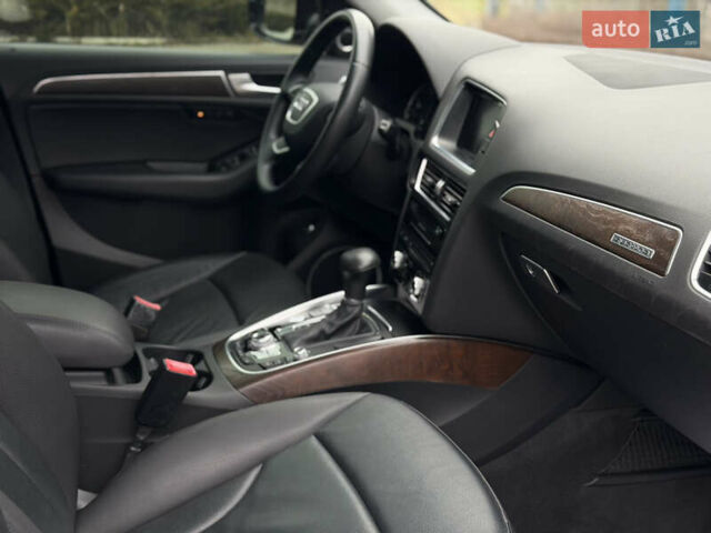 Черный Ауди Ку 5, объемом двигателя 2 л и пробегом 215 тыс. км за 13900 $, фото 20 на Automoto.ua