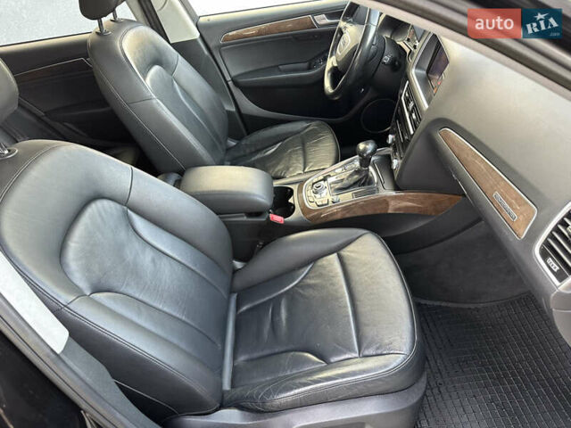Черный Ауди Ку 5, объемом двигателя 1.98 л и пробегом 278 тыс. км за 14850 $, фото 14 на Automoto.ua