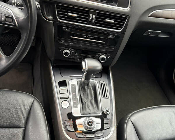 Чорний Ауді Ку 5, об'ємом двигуна 1.98 л та пробігом 250 тис. км за 13300 $, фото 12 на Automoto.ua