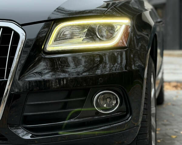 Черный Ауди Ку 5, объемом двигателя 2 л и пробегом 237 тыс. км за 16000 $, фото 9 на Automoto.ua