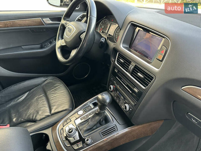 Черный Ауди Ку 5, объемом двигателя 1.98 л и пробегом 278 тыс. км за 14850 $, фото 13 на Automoto.ua