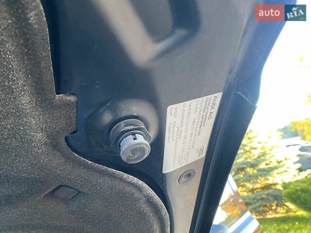 Чорний Ауді Ку 5, об'ємом двигуна 2 л та пробігом 162 тис. км за 14500 $, фото 37 на Automoto.ua