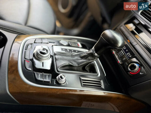 Черный Ауди Ку 5, объемом двигателя 1.97 л и пробегом 236 тыс. км за 13950 $, фото 30 на Automoto.ua