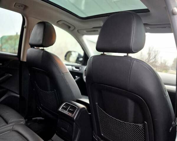 Черный Ауди Ку 5, объемом двигателя 2 л и пробегом 143 тыс. км за 16700 $, фото 70 на Automoto.ua