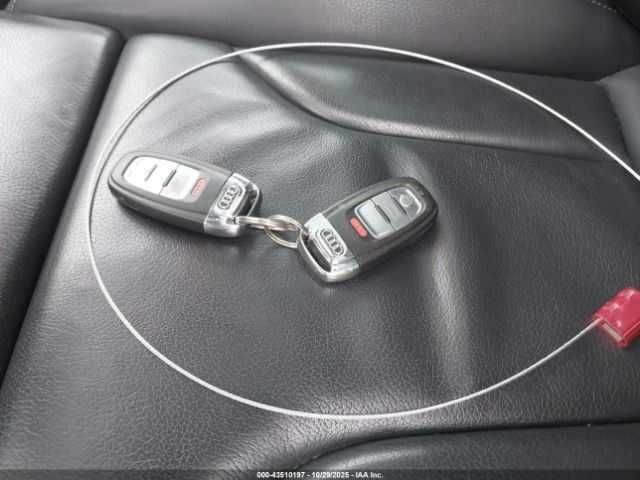 Черный Ауди Ку 5, объемом двигателя 2 л и пробегом 114 тыс. км за 2800 $, фото 10 на Automoto.ua