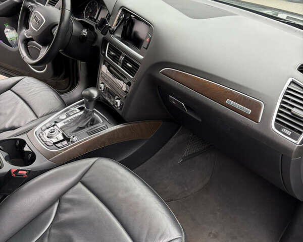 Чорний Ауді Ку 5, об'ємом двигуна 1.98 л та пробігом 250 тис. км за 13300 $, фото 25 на Automoto.ua