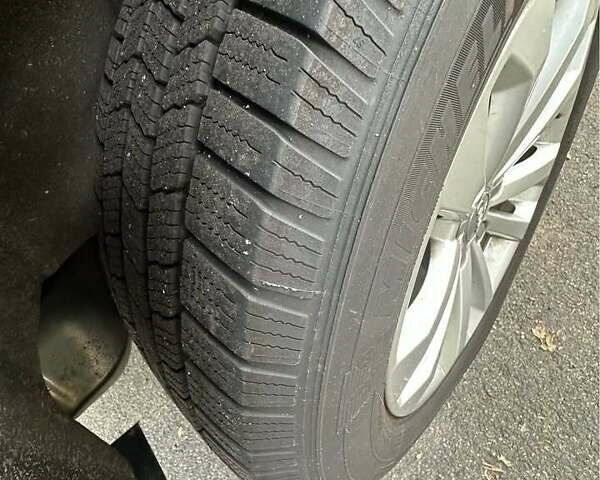 Черный Ауди Ку 5, объемом двигателя 1.98 л и пробегом 178 тыс. км за 18600 $, фото 10 на Automoto.ua