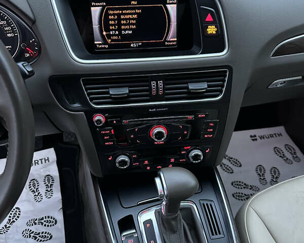 Чорний Ауді Ку 5, об'ємом двигуна 1.98 л та пробігом 250 тис. км за 11500 $, фото 9 на Automoto.ua