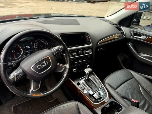 Черный Ауди Ку 5, объемом двигателя 2 л и пробегом 200 тыс. км за 15700 $, фото 13 на Automoto.ua