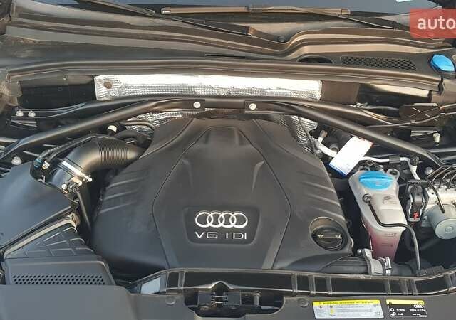 Черный Ауди Ку 5, объемом двигателя 2.97 л и пробегом 193 тыс. км за 21999 $, фото 47 на Automoto.ua