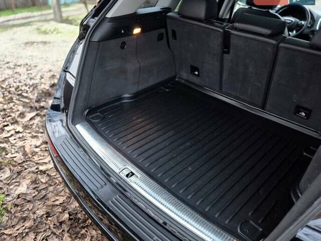 Черный Ауди Ку 5, объемом двигателя 2 л и пробегом 143 тыс. км за 16700 $, фото 40 на Automoto.ua