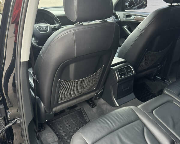 Чорний Ауді Ку 5, об'ємом двигуна 2 л та пробігом 281 тис. км за 15499 $, фото 25 на Automoto.ua