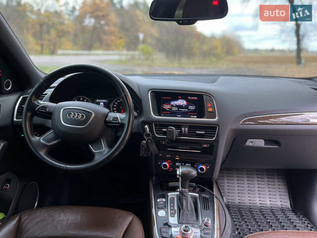 Черный Ауди Ку 5, объемом двигателя 1.98 л и пробегом 139 тыс. км за 18000 $, фото 6 на Automoto.ua