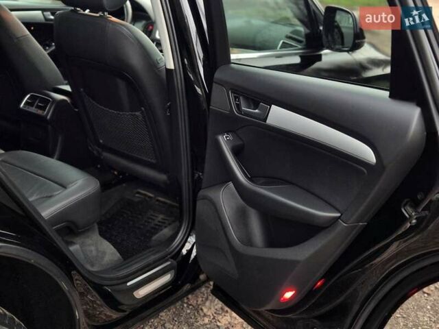 Черный Ауди Ку 5, объемом двигателя 2 л и пробегом 143 тыс. км за 16700 $, фото 66 на Automoto.ua