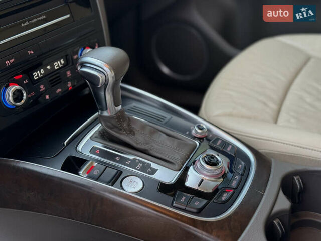 Черный Ауди Ку 5, объемом двигателя 2 л и пробегом 201 тыс. км за 14990 $, фото 16 на Automoto.ua