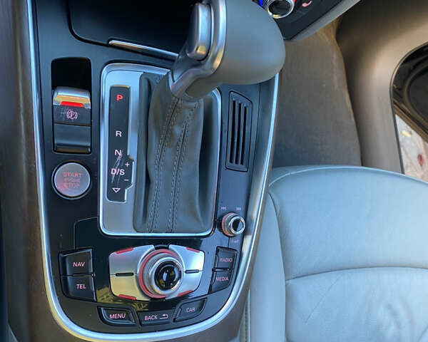 Чорний Ауді Ку 5, об'ємом двигуна 2 л та пробігом 162 тис. км за 14500 $, фото 8 на Automoto.ua