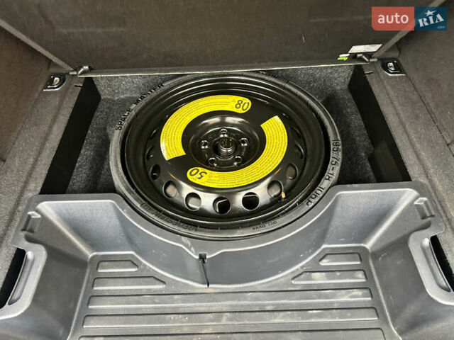 Черный Ауди Ку 5, объемом двигателя 2 л и пробегом 200 тыс. км за 15700 $, фото 25 на Automoto.ua