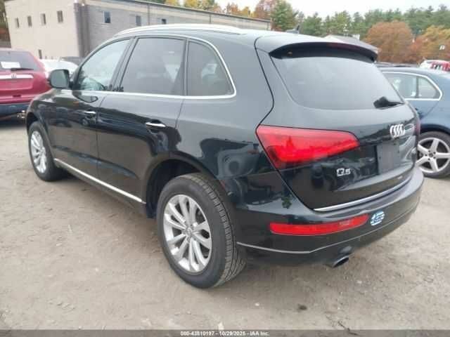 Черный Ауди Ку 5, объемом двигателя 2 л и пробегом 114 тыс. км за 2800 $, фото 2 на Automoto.ua