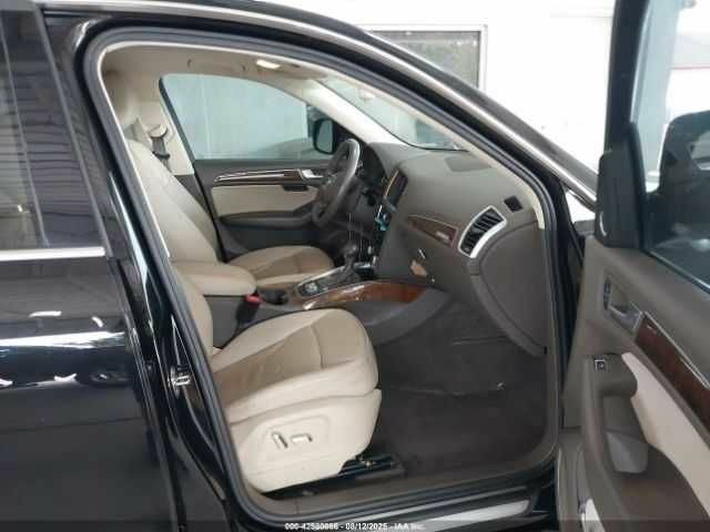 Черный Ауди Ку 5, объемом двигателя 2 л и пробегом 75 тыс. км за 2500 $, фото 4 на Automoto.ua