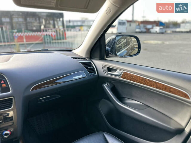 Черный Ауди Ку 5, объемом двигателя 1.98 л и пробегом 158 тыс. км за 16500 $, фото 12 на Automoto.ua