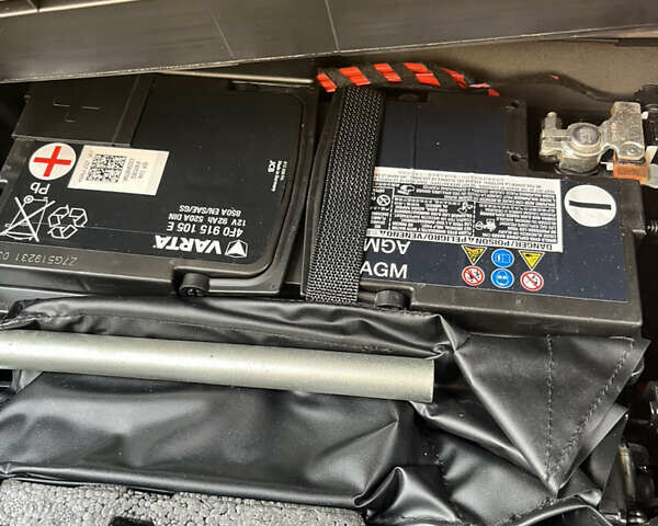 Чорний Ауді Ку 5, об'ємом двигуна 1.97 л та пробігом 211 тис. км за 22000 $, фото 17 на Automoto.ua