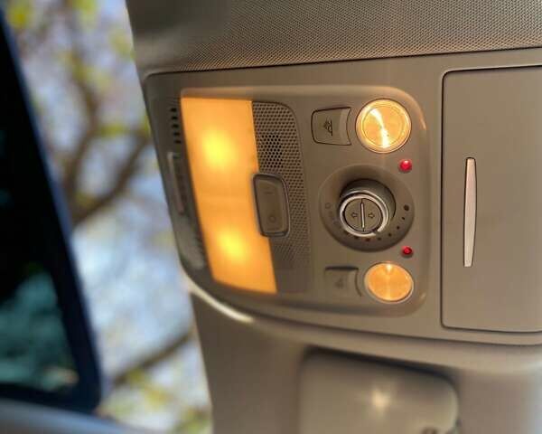 Черный Ауди Ку 5, объемом двигателя 1.98 л и пробегом 119 тыс. км за 18900 $, фото 8 на Automoto.ua